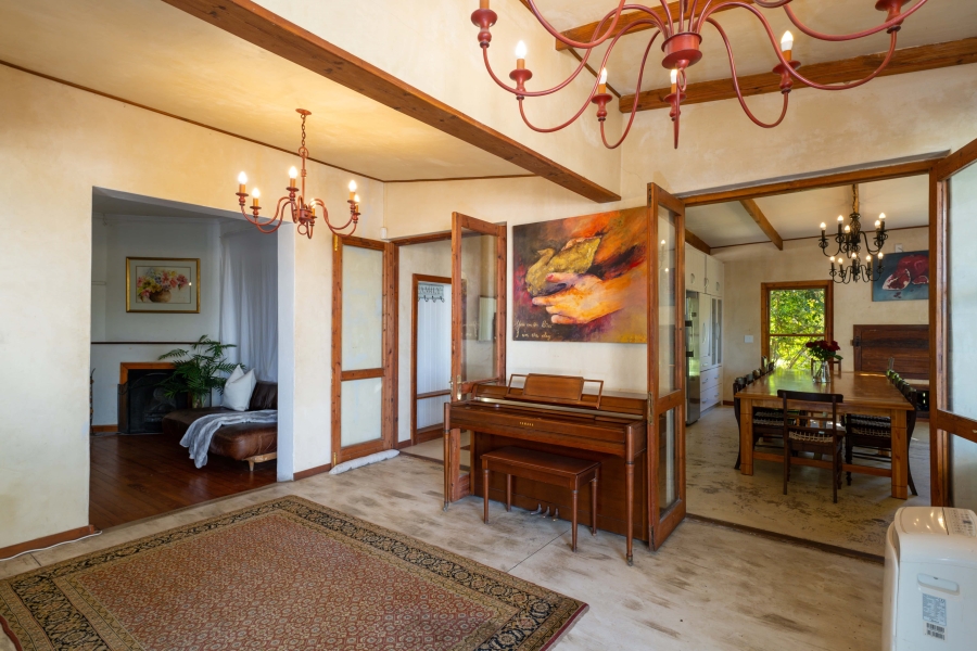 5 Bedroom Property for Sale in Langerug Western Cape